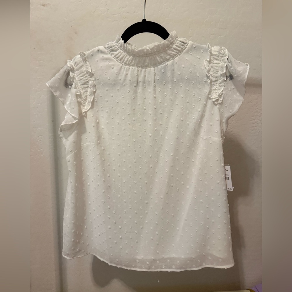 NWT CeCe Ivory Textured Blouse with Ruffle Sleeves